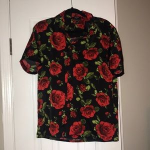 Men rose shirt.